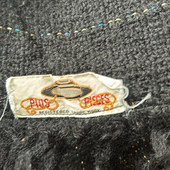 Vintage 100% Wool Scarf - Picture 4 of 5